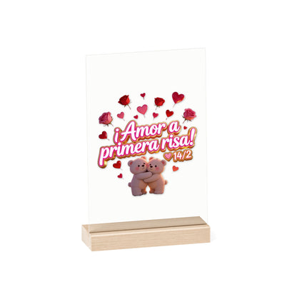 Acrylic Sign — "Amor a Primera Risa" Valentine’s Desk Decor (Wooden Stand)