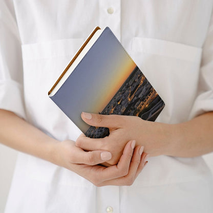 Cubierta de Cuaderno Personalizado Ciudad Iluminada (A5): Estilo Local